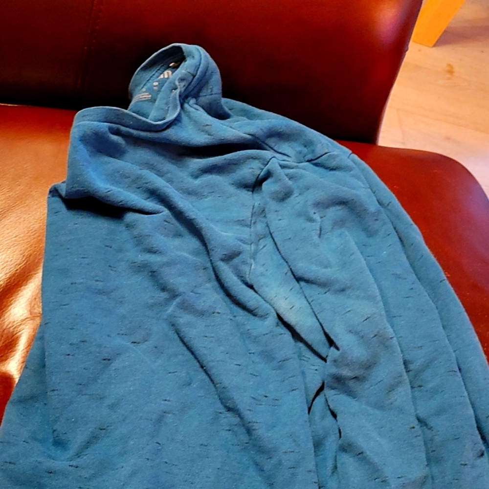 Blue Mangum long sleeve shirt XL